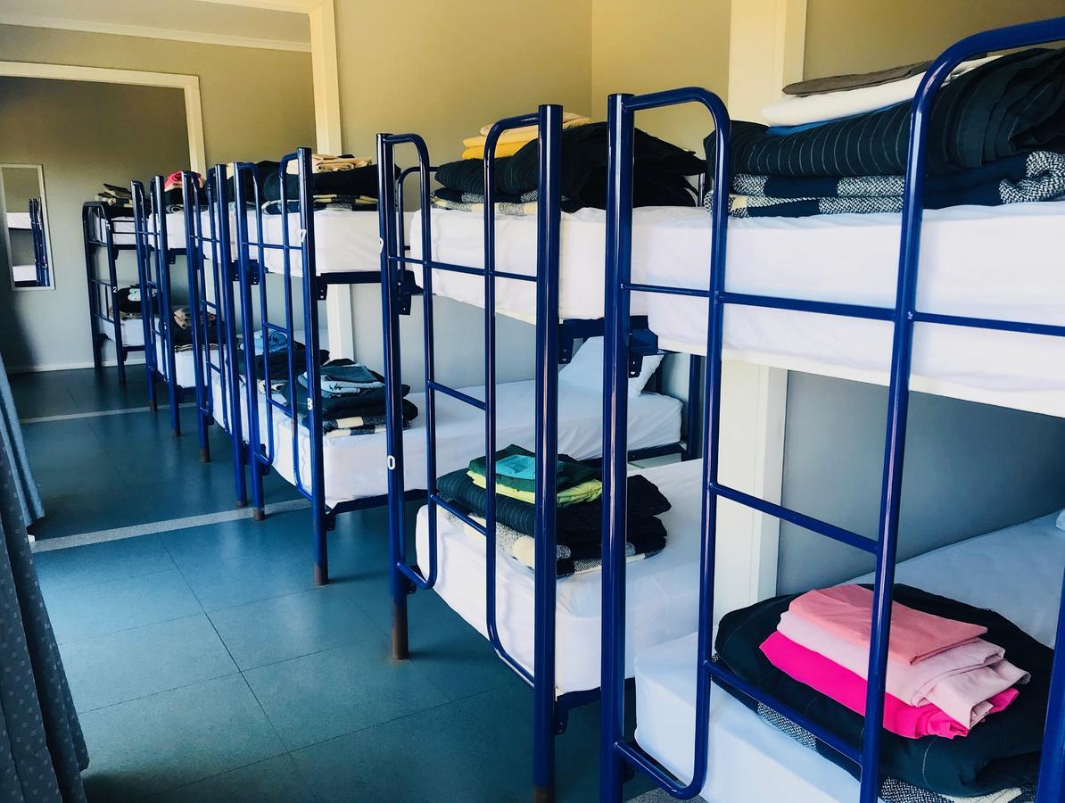 13Th Apostle Backpackers Hostel Princetown Luaran gambar